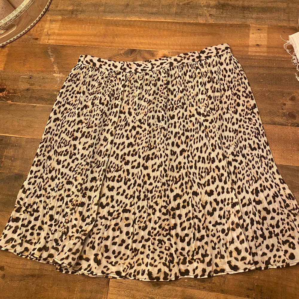 Banana Republic Cheetah Print Skirt